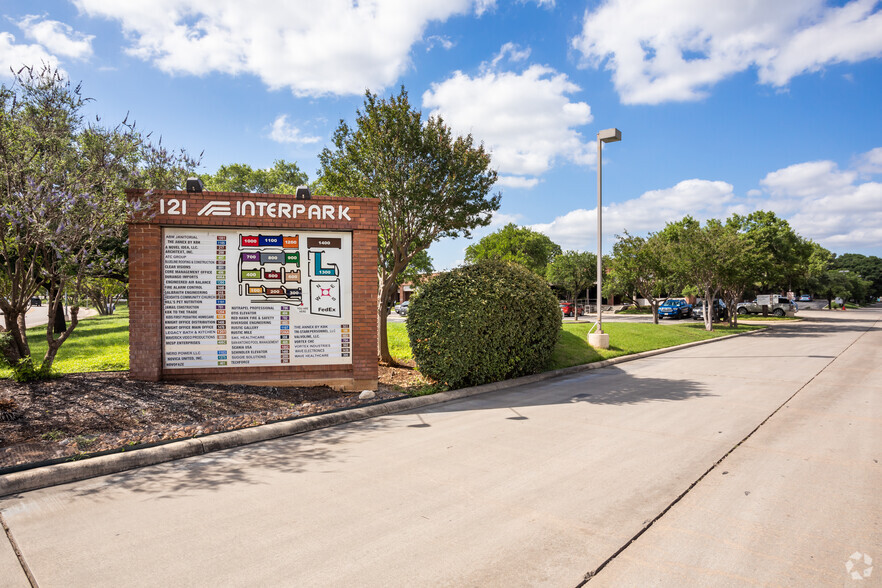 121 Interpark Blvd, San Antonio, TX à louer - Photo de l’immeuble – Image 3 sur 11