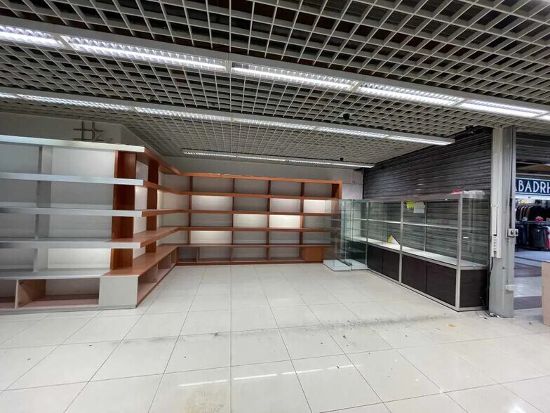 Local commercial dans Noyon à louer - Photo de l’immeuble – Image 3 sur 3