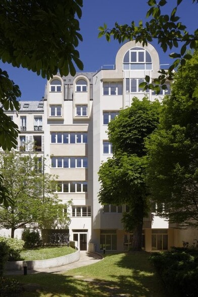 11 Rue Galvani, Paris à louer - Photo de l’immeuble – Image 1 sur 30