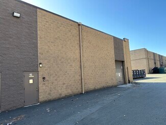Plus de détails pour 50 S Center St, Orange, NJ - Local d'activités à louer