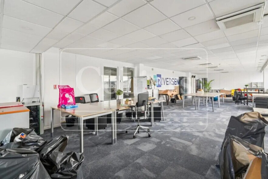 39 Rue Du Gouverneur Général Eboué, Issy-les-Moulineaux à louer - Photo de l’immeuble – Image 2 sur 8