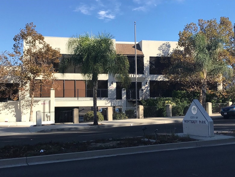 1721 Garvey Ave, Alhambra, CA à louer - Photo de l’immeuble – Image 3 sur 5