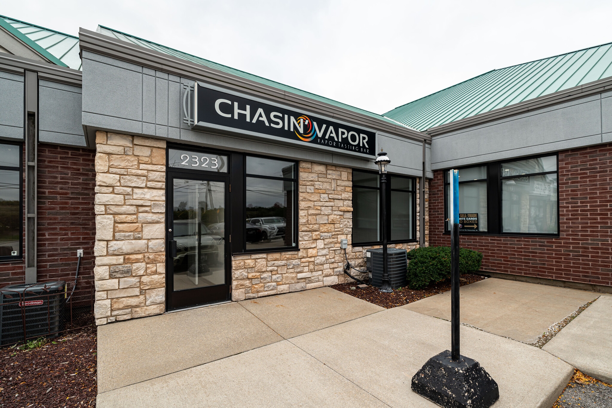 2301-2359 Silvernail Rd, Pewaukee, WI à louer Photo de l’immeuble– Image 1 sur 16