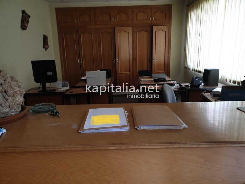 Local commercial dans Ontinyent, Valencia à vendre - Photo de l’immeuble – Image 3 sur 11
