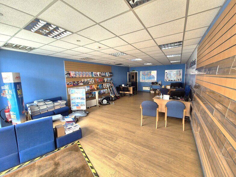 11 Wallasey Rd, Wallasey à louer - Photo de l’immeuble – Image 2 sur 3