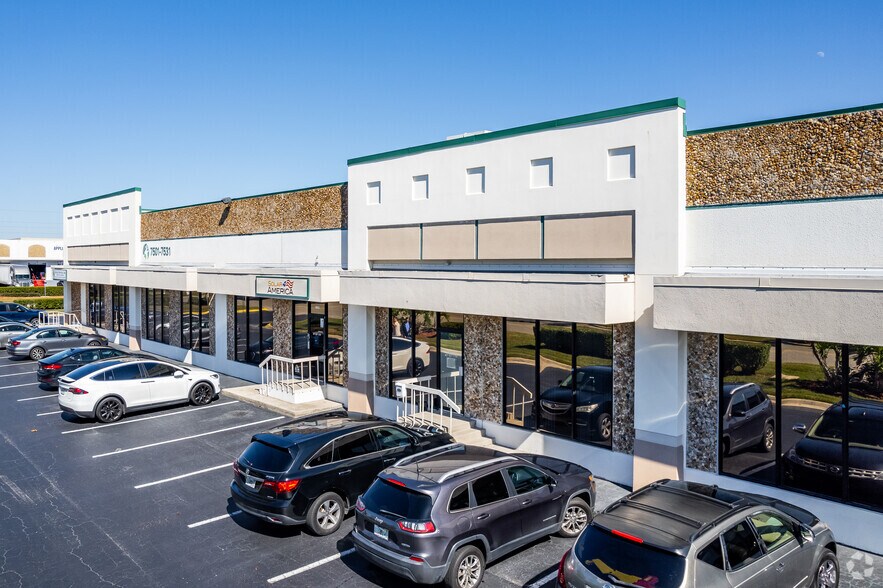7524-7598 Currency Dr, Orlando, FL à louer - Photo de l’immeuble – Image 3 sur 86