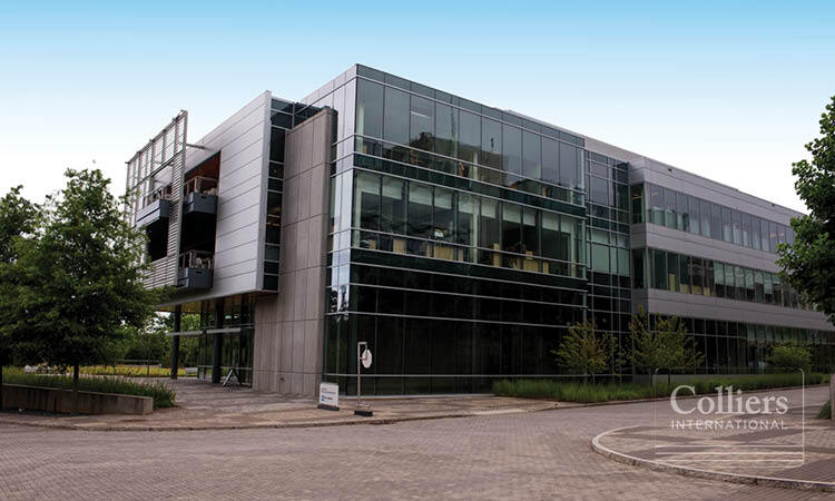 3 Research Dr, Greenville, SC à louer Photo principale– Image 1 sur 11