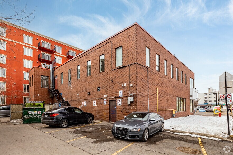 1500-1530 Boul Henri-Bourassa O, Montréal, QC à louer - Photo de l’immeuble – Image 2 sur 11