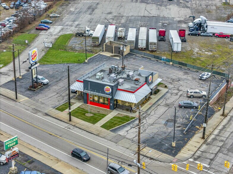 6710 Denison Ave, Cleveland, OH à vendre - Photo de l’immeuble – Image 2 sur 8