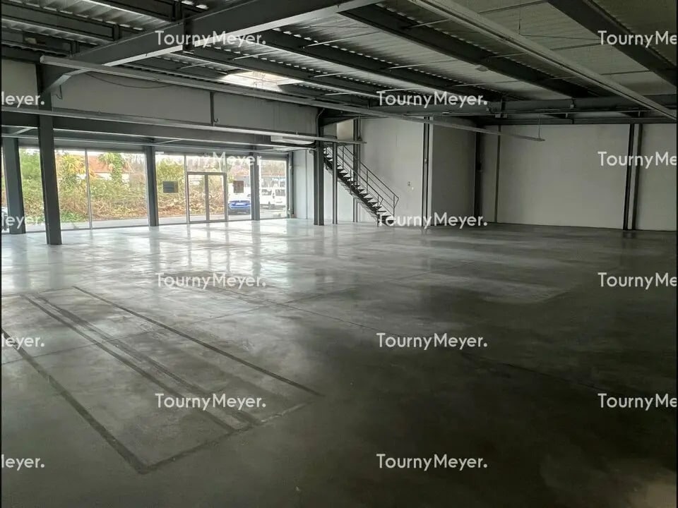 Local commercial dans Lons à louer Photo intérieure– Image 1 sur 6