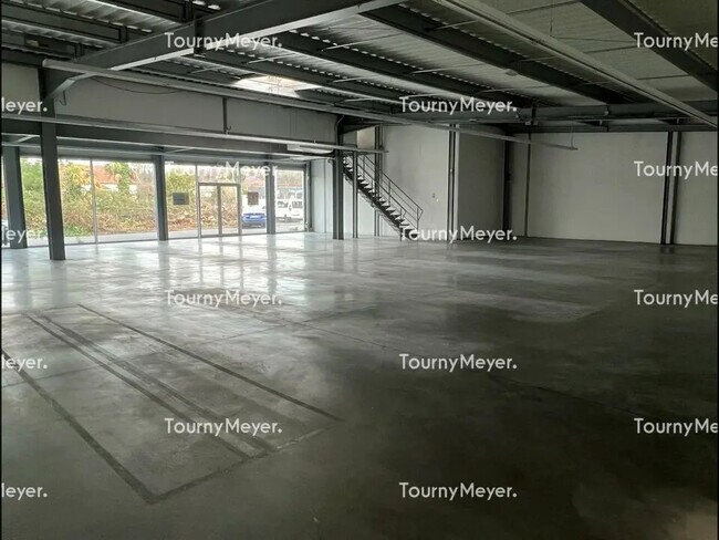 Plus de détails pour 51 Bis Boulevard Charles De Gaulle, Lons - Local commercial, Local d'activités à louer