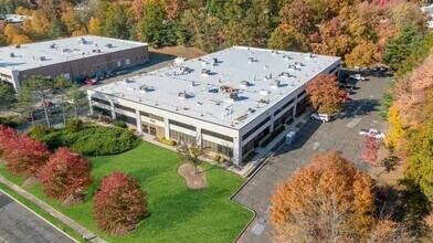 704 Executive Blvd, Valley Cottage, NY - Vue aérienne vue de carte - Image1