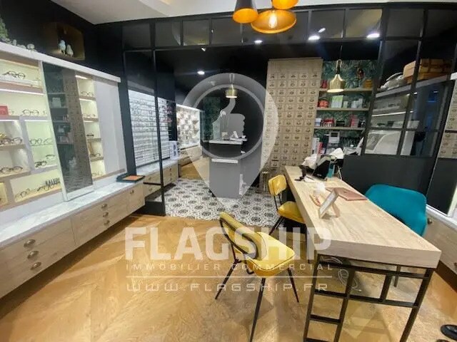 Plus de détails pour Local commercial à louer