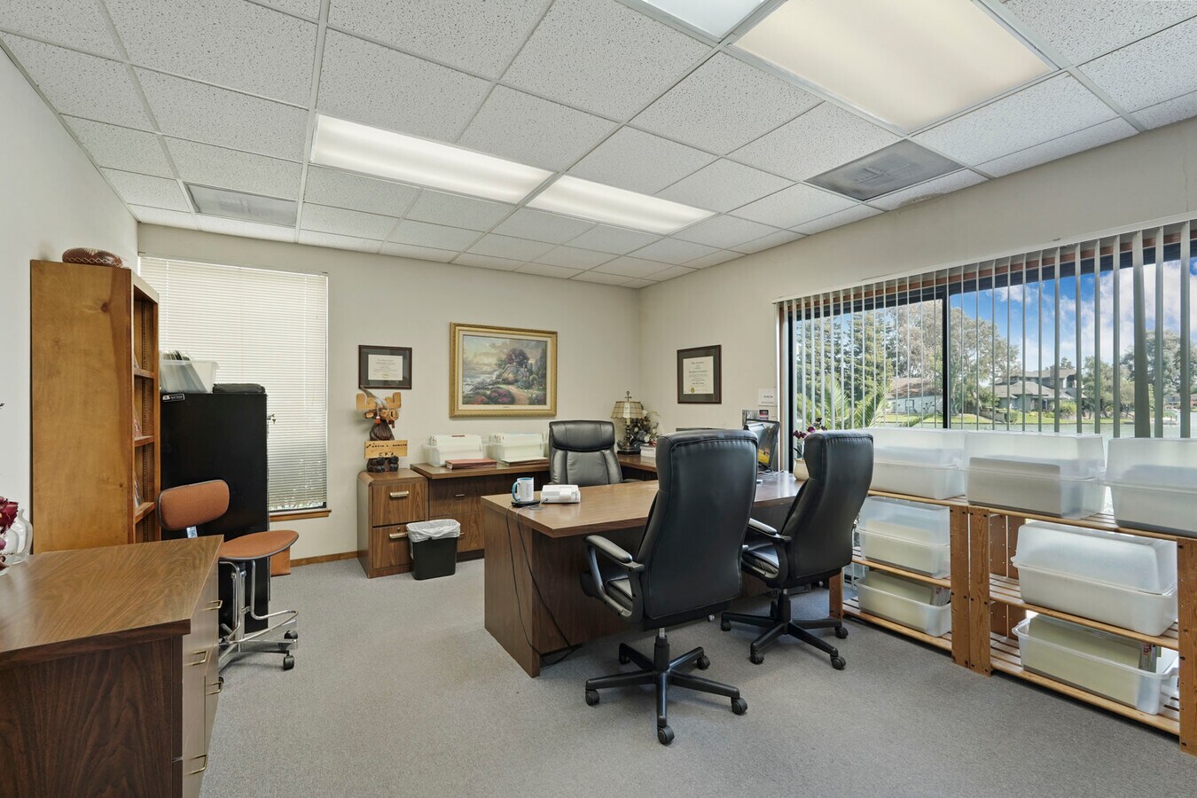 1820 W Kettleman Ln, Lodi, CA 95242 - Lot A & B - - Photo intérieure - Image 1 of 20