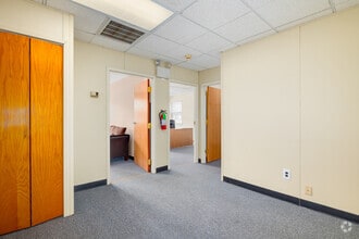 100-1000 Birchfield Dr, Mount, Mount Laurel, NJ à louer Photo intérieure– Image 1 sur 4