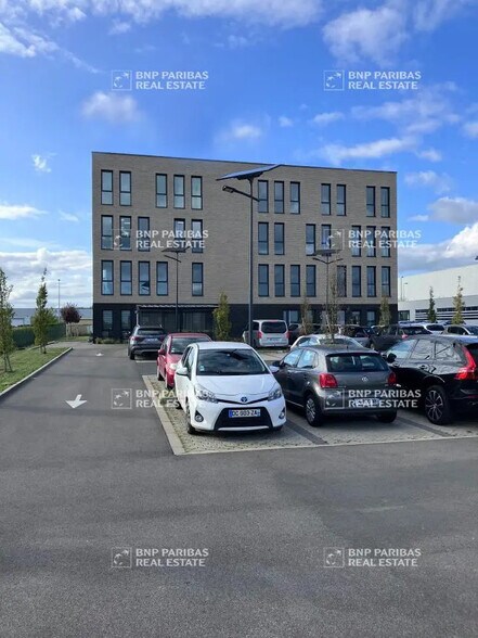 160 Rue Des Clauwiers, Seclin à louer - Photo de l’immeuble – Image 3 sur 9