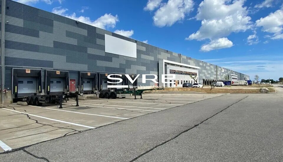 Industriel/Logistique dans Fos-sur-Mer à louer - Photo de l’immeuble – Image 1 sur 10