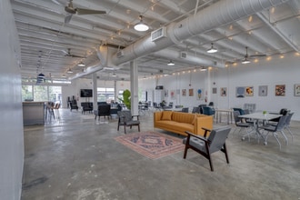 125 Lamar St, San Antonio, TX à louer Photo intérieure– Image 2 sur 3