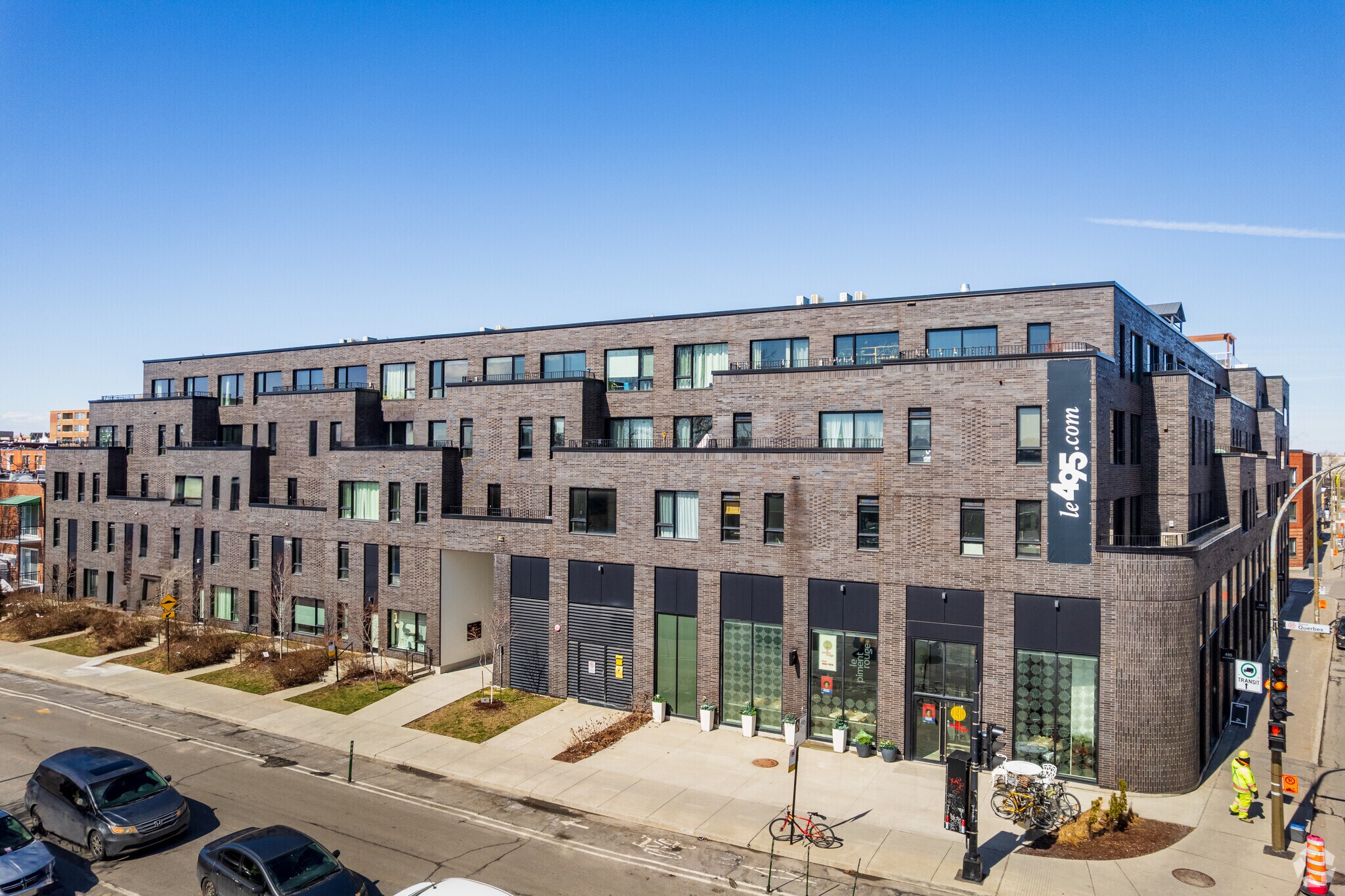 495 Av Beaumont, Montréal, QC à louer Photo de l’immeuble– Image 1 sur 3