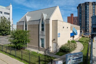 Plus de détails pour 60 E Warren Ave, Detroit, MI - Bureau/Médical à louer