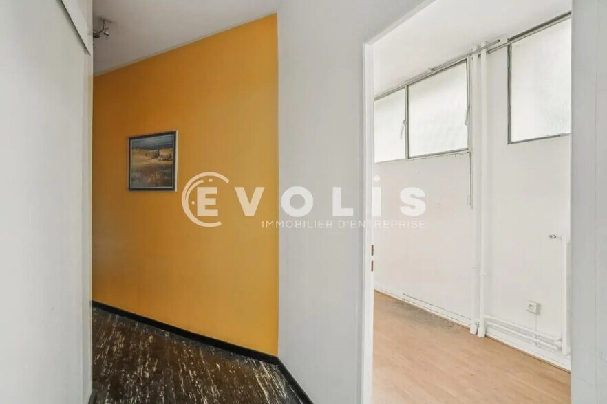 Bureau dans Lyon à vendre - Photo de l’immeuble – Image 3 sur 14