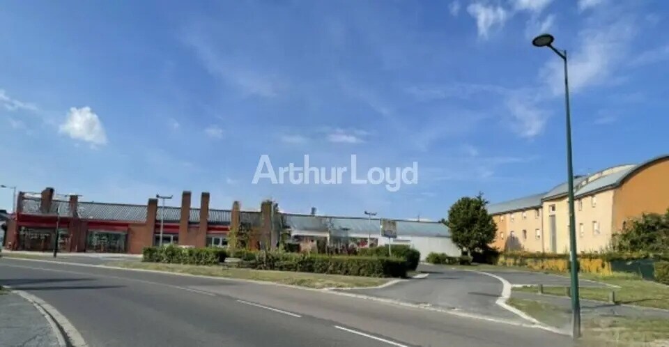 Local commercial dans Tinqueux à louer - Photo de l’immeuble – Image 3 sur 6