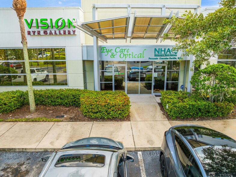 11602 Lake Underhill Rd, Orlando, FL à vendre - Photo de l’immeuble – Image 2 sur 32