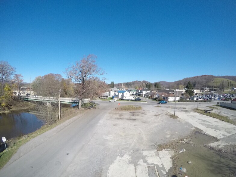 11th St, Elkins, WV à vendre - Photo de l’immeuble – Image 2 sur 3