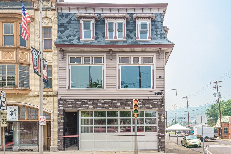 52 N Market St, Shamokin, PA à vendre - Photo de l’immeuble – Image 2 sur 14