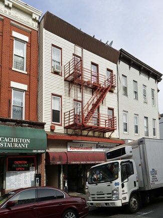 Plus de détails pour 2415 Bergenline Ave, Union City, NJ - Local commercial à vendre