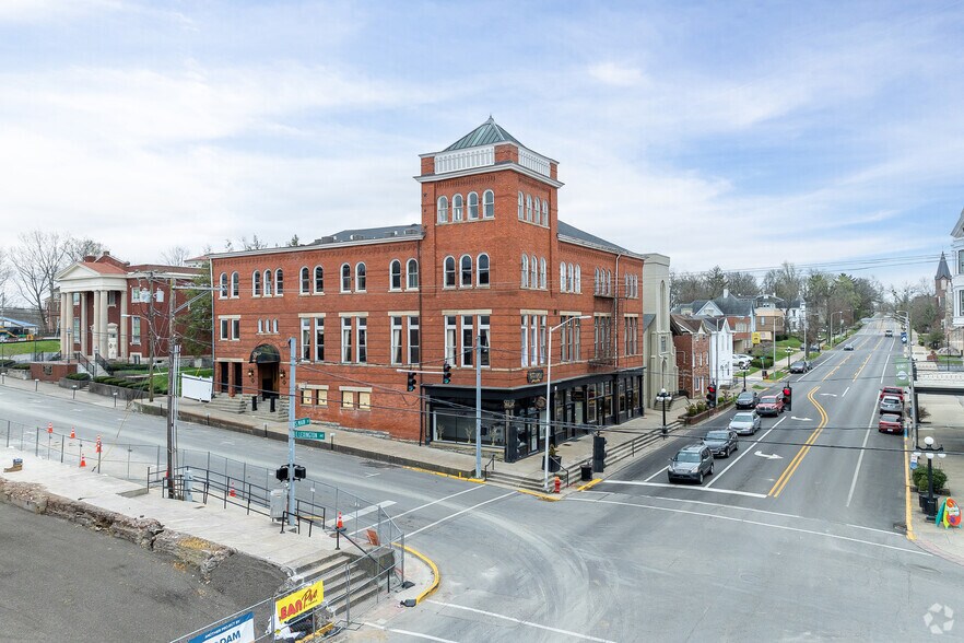 101 S Main St, Winchester, KY à louer - Photo de l’immeuble – Image 2 sur 20