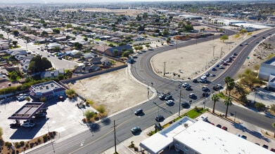NEC Monroe Street & Avenue 44, Indio, CA - Vue aérienne  vue de carte - Image1