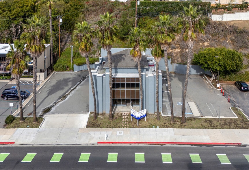 1520 W Coast Hwy, Newport Beach, CA à vendre - Photo principale – Image 2 sur 11