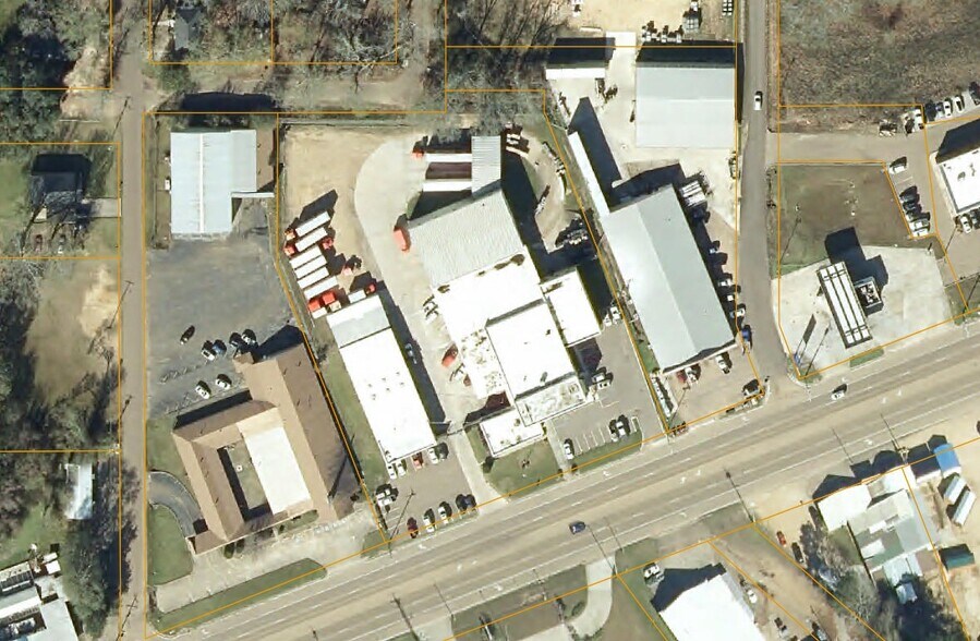 310 W Presley Blvd, Mccomb, MS à vendre - Photo de l’immeuble – Image 2 sur 16
