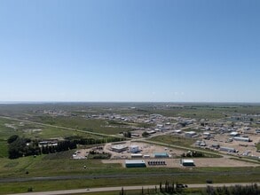184075 7 St E, Brooks, AB - VUE AÉRIENNE  vue de carte - Image1