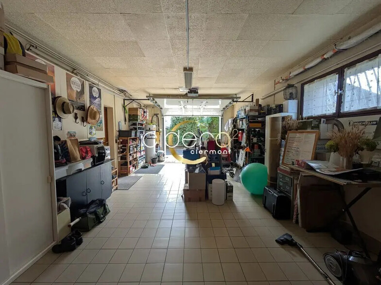Bureau dans Beaumont à vendre - Photo de l’immeuble – Image 3 sur 7