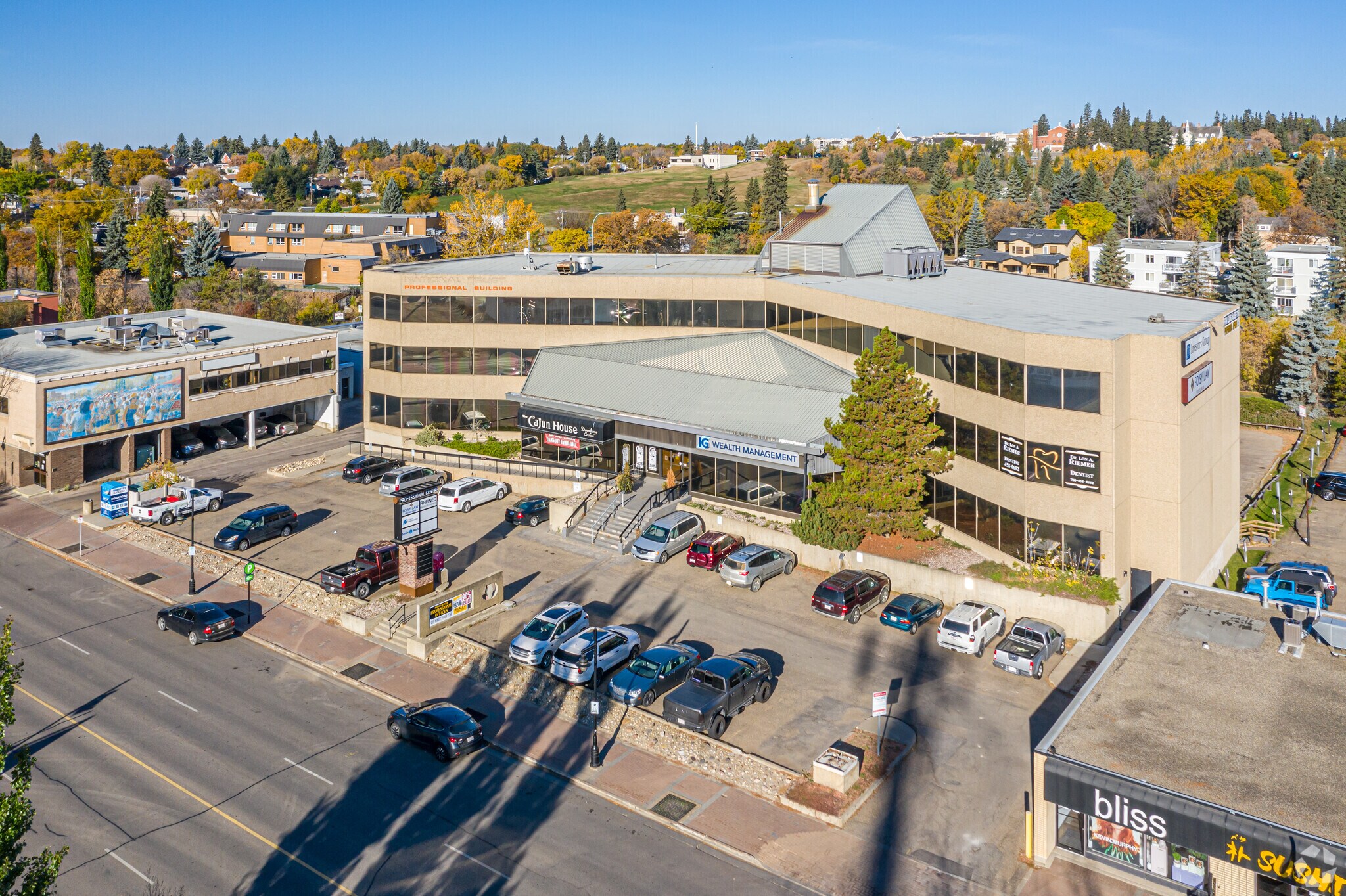 7 St Anne St, St. Albert, AB à louer Photo de l’immeuble– Image 1 sur 4