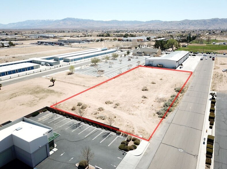 Pawnee Rd, Apple Valley, CA à vendre - Photo principale – Image 1 sur 5