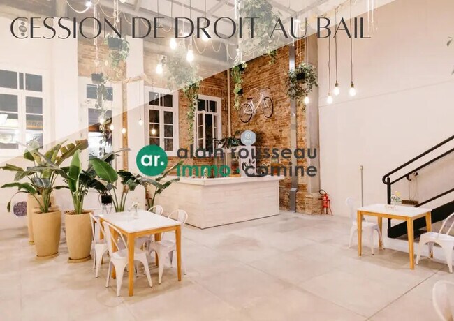 Plus de détails pour Local commercial à louer