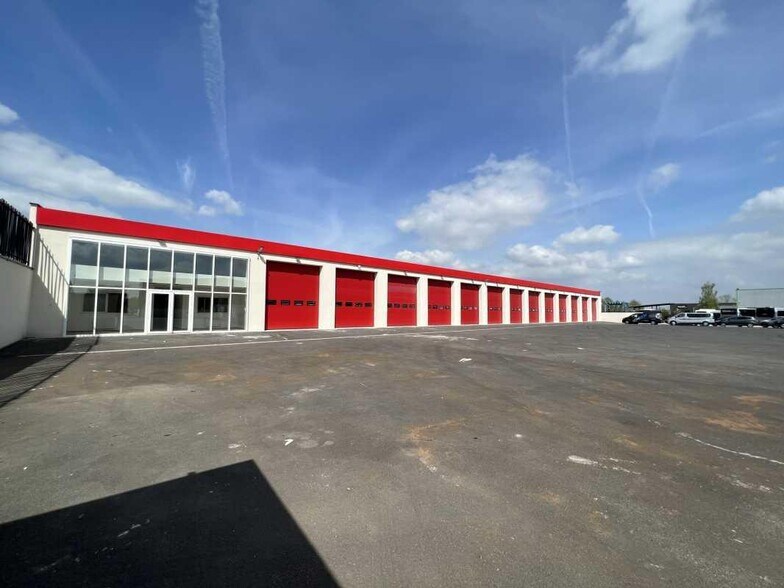 12 Avenue Des Prés Boucher, Dammartin-en-Goële à louer - Photo de l’immeuble – Image 3 sur 6