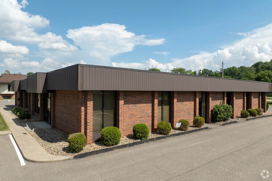 174 Currie Hall Pky, Kent, OH à louer - Photo de l’immeuble – Image 2 sur 4