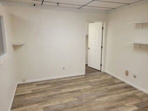 14359 Amargosa Rd, Victorville, CA à louer Photo intérieure– Image 2 sur 2