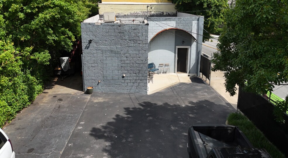 594 Marietta St NW, Atlanta, GA à vendre - Photo de l’immeuble – Image 3 sur 5