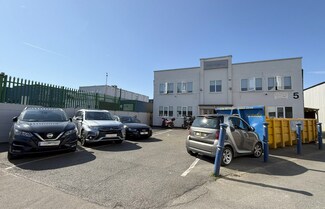 Plus de détails pour Island Farm Ave, West Molesey - Industriel/Logistique à vendre