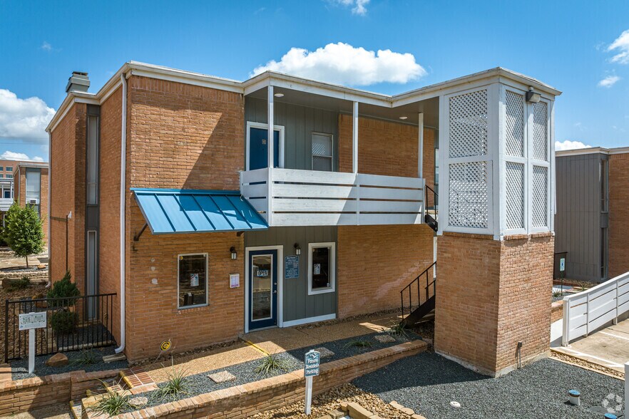 2041 San Sebastian Ct, Houston, TX à vendre - Photo de l’immeuble – Image 3 sur 11
