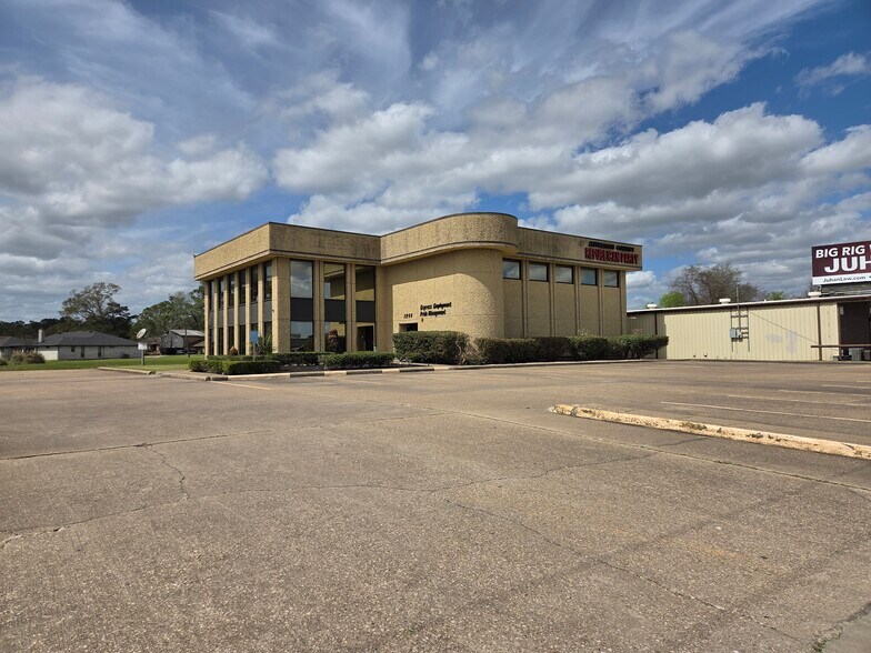 1844 & 1846 Interstate 10 S, Beaumont, TX à vendre - Photo de l’immeuble – Image 3 sur 43