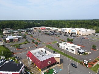 Plus de détails pour 440 US Highway 130, East Windsor, NJ - Local commercial à louer