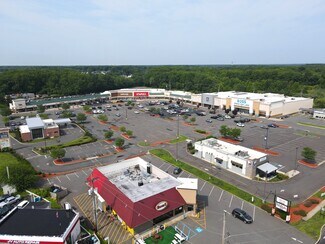 Plus de détails pour 440 US Highway 130, East Windsor, NJ - Local commercial à louer