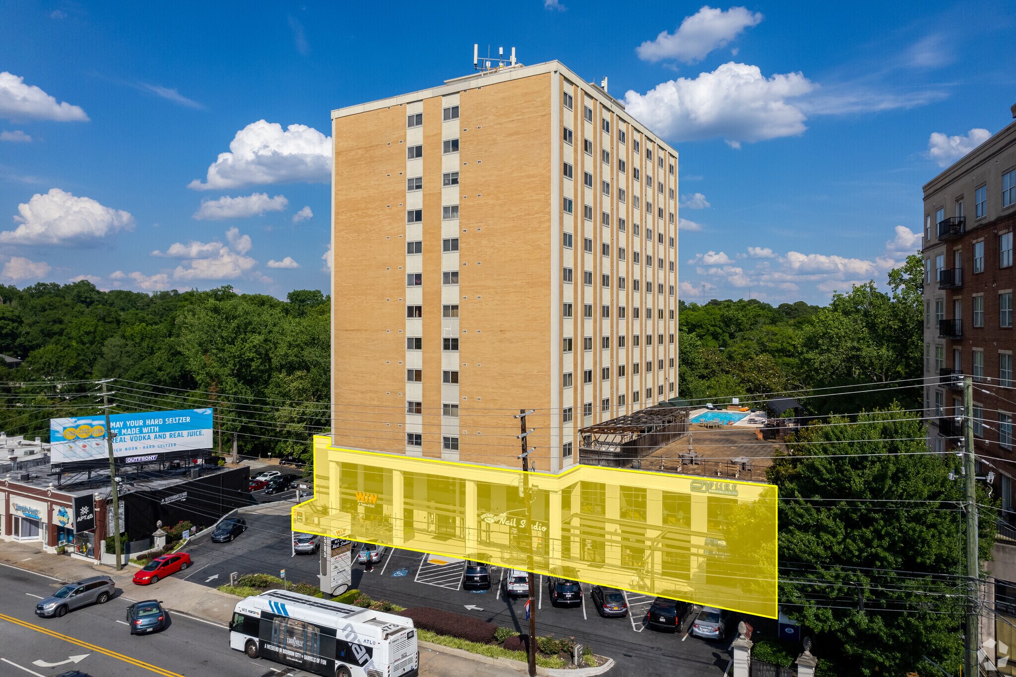 2285 Peachtree Rd NE, Atlanta, GA à louer Photo principale– Image 1 sur 26