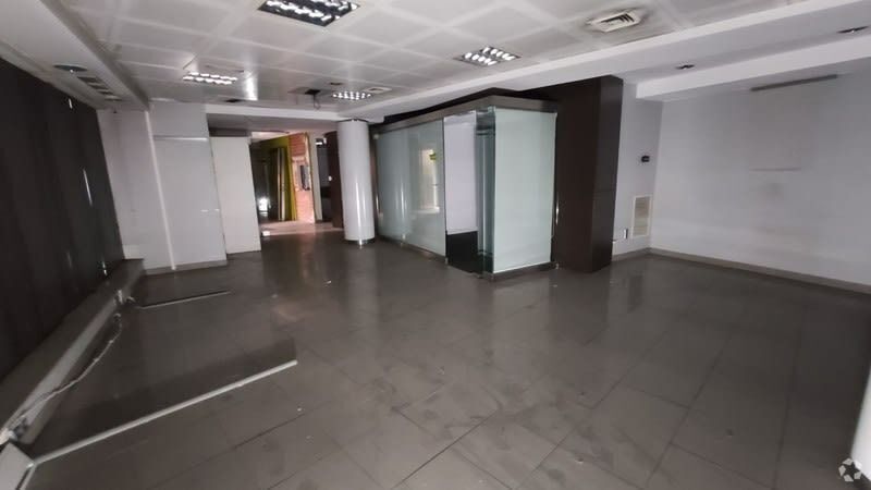 Bureaux/Local commercial dans Madrid, Madrid à louer Photo intérieure– Image 1 sur 10